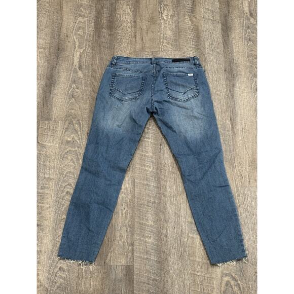 Vans Women’s Skinny Jeans Raw Hem Size 5/27 Distressed - Picture 8 of 11